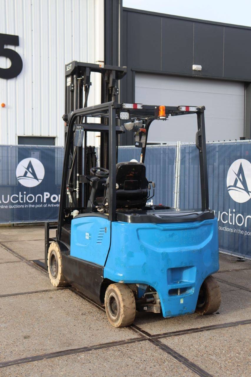 Doosan B35X-7 Electric Forklift 3500kg 6.0m 2021