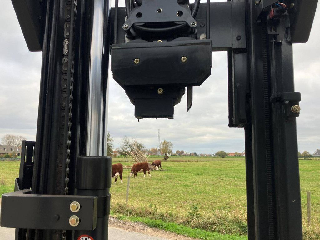 Fenwick-Linde R14-01 Electric Reach Truck 1400kg 2014