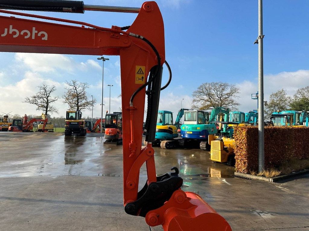 Crawler excavator Kubota KX155-3SZ Diesel 2013