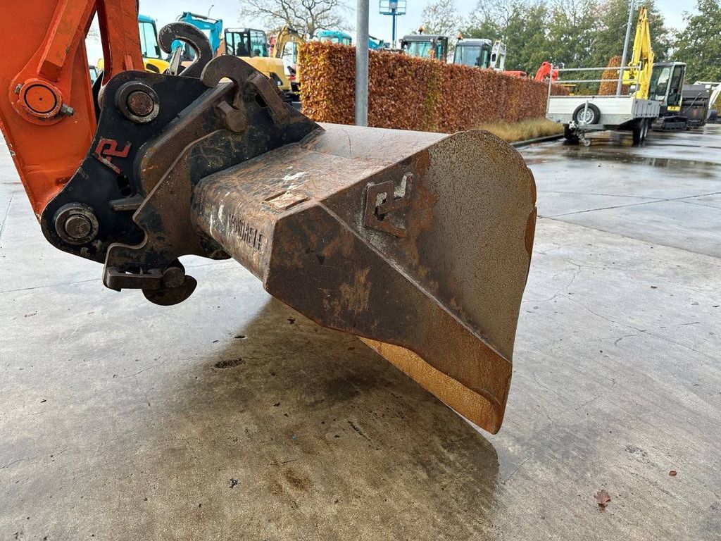 Wielgraafmachine Hitachi ZX145W-3 Diesel 2012