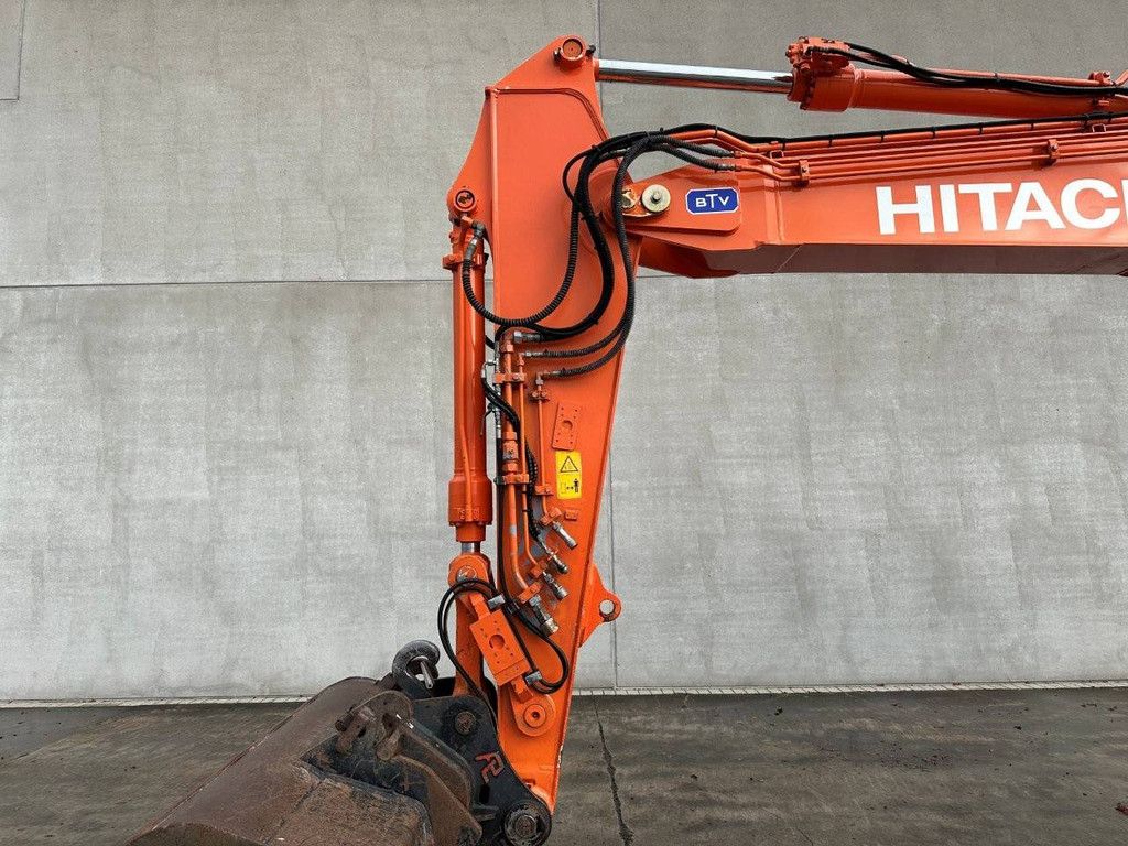 Wielgraafmachine Hitachi ZX145W-3 Diesel 2012