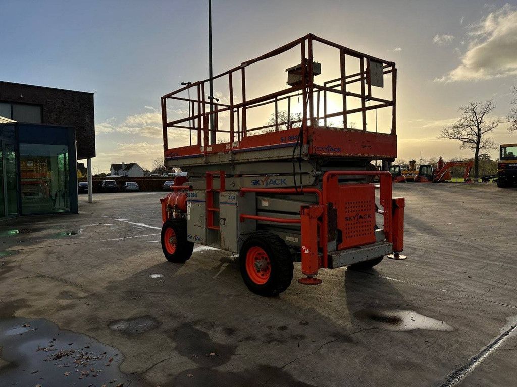 Scissor lift Skyjack SJ-8841 LPG 14.5m 2009
