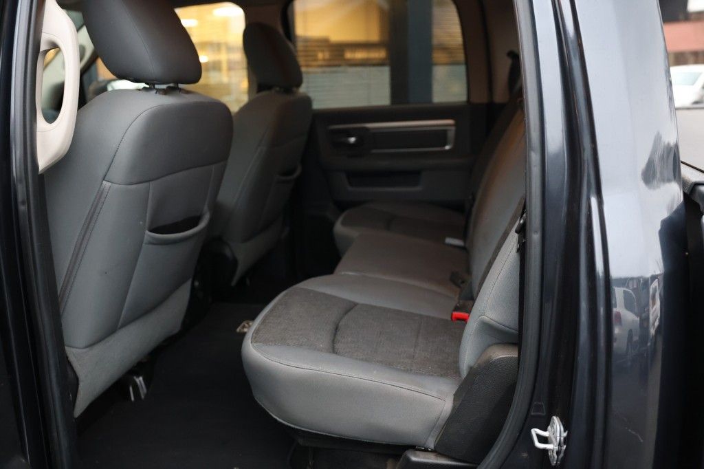 Dodge Ram 1500 3.6 V6 QUAD 4WD A/T VAN