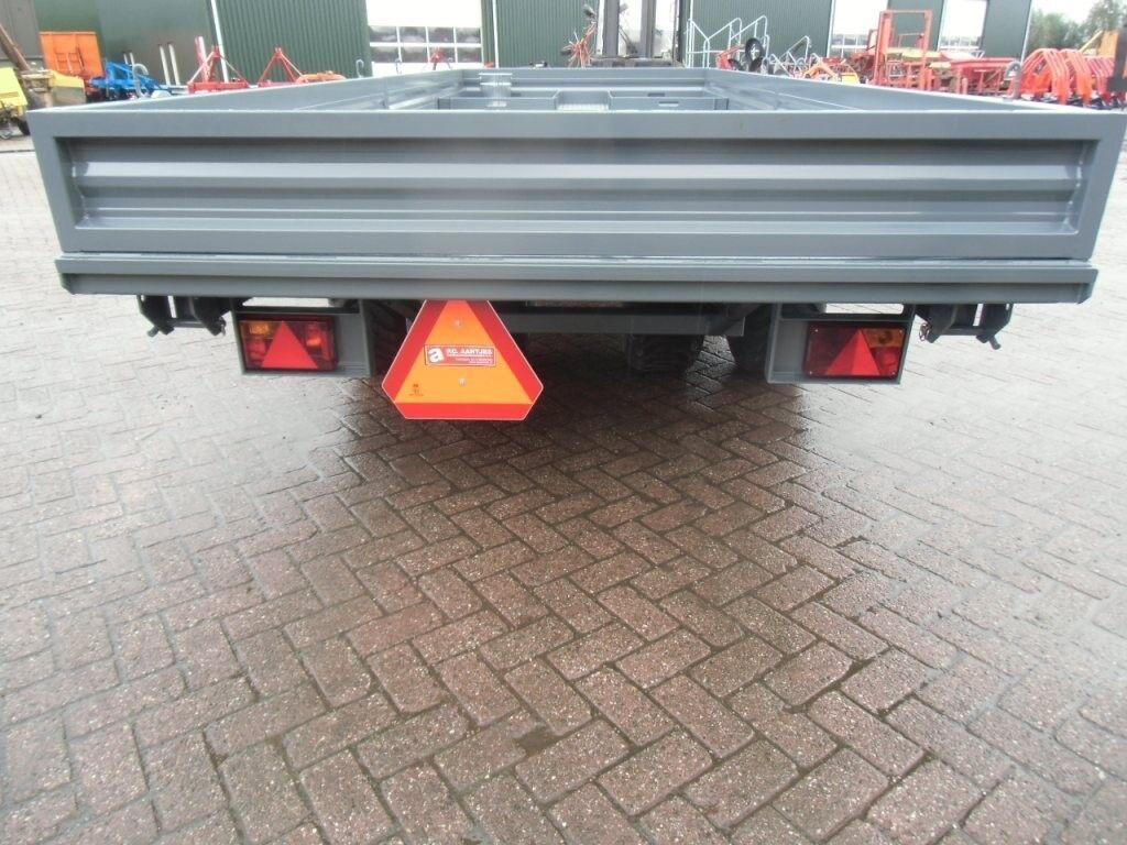 Stratenmakers wagen flatbed trailer