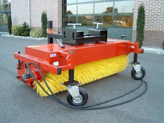 Heftruck/shovel veegmachine