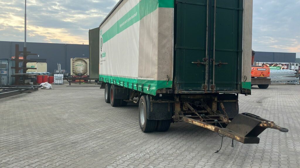 Bulthuis Huif gesloten aanhanger