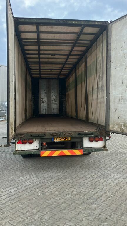 Bulthuis Huif gesloten aanhanger