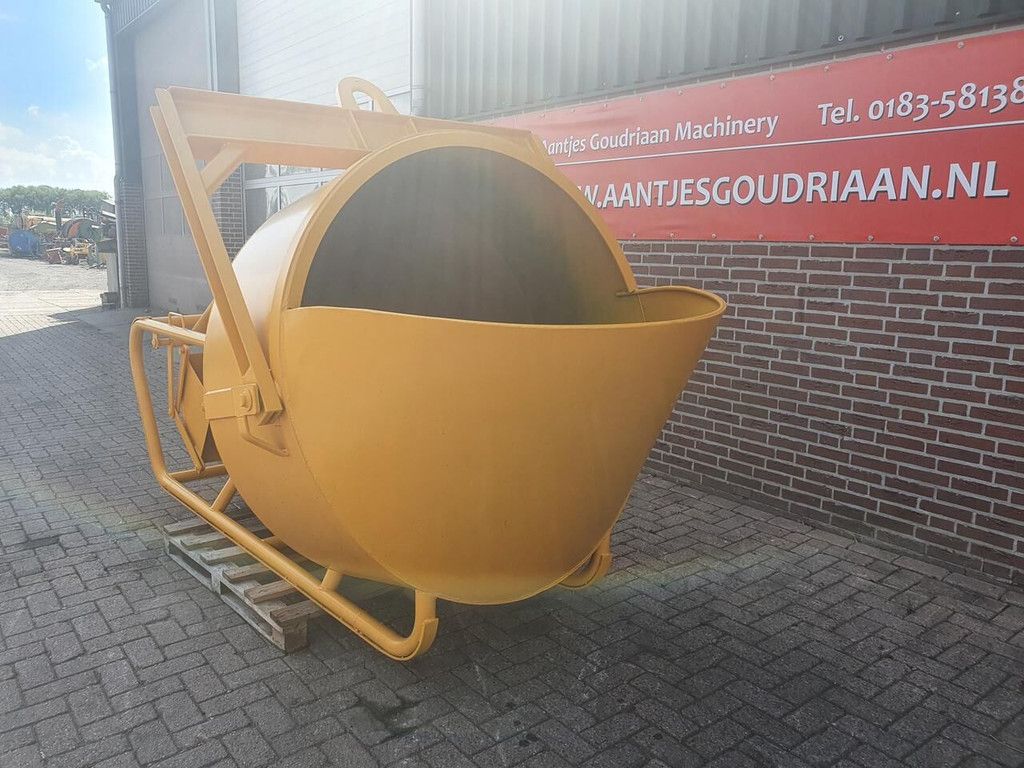 Beton kubel 2000 liter