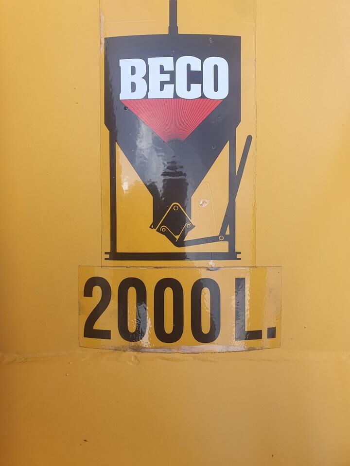 Beton kubel 2000 liter