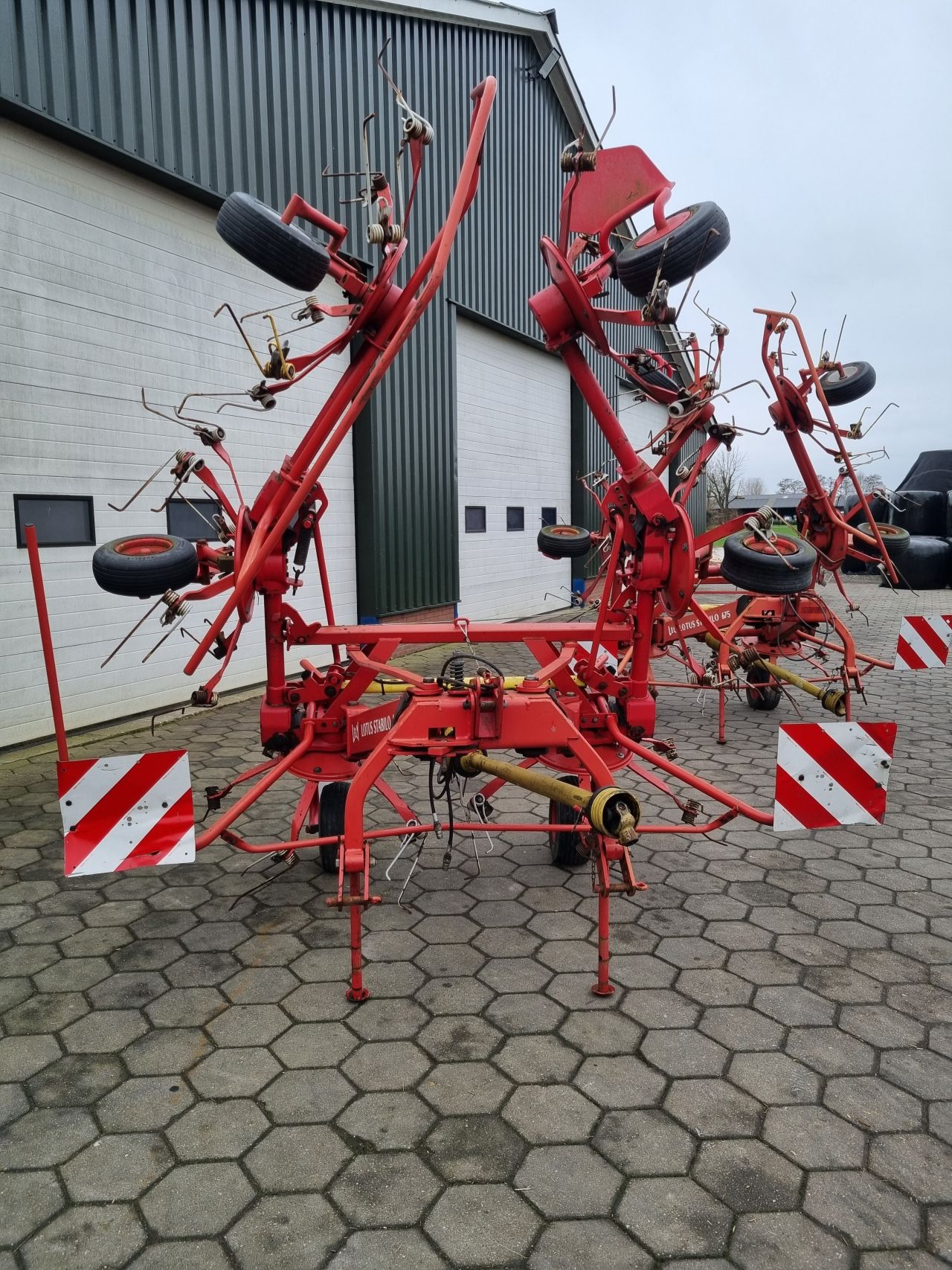 2x Lely Stabilo 675 schudder 2000/1999