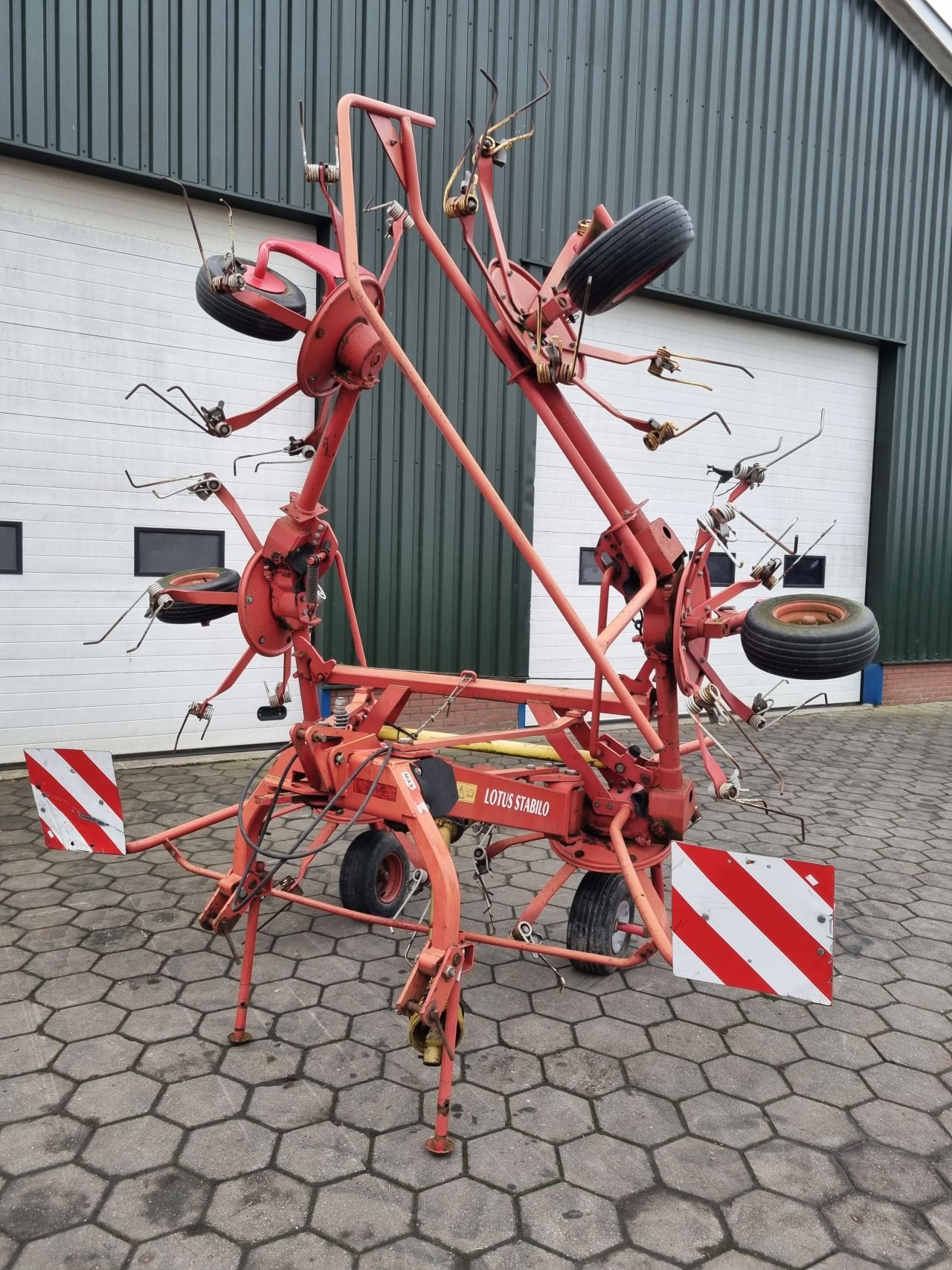 2x Lely Stabilo 675 schudder 2000/1999