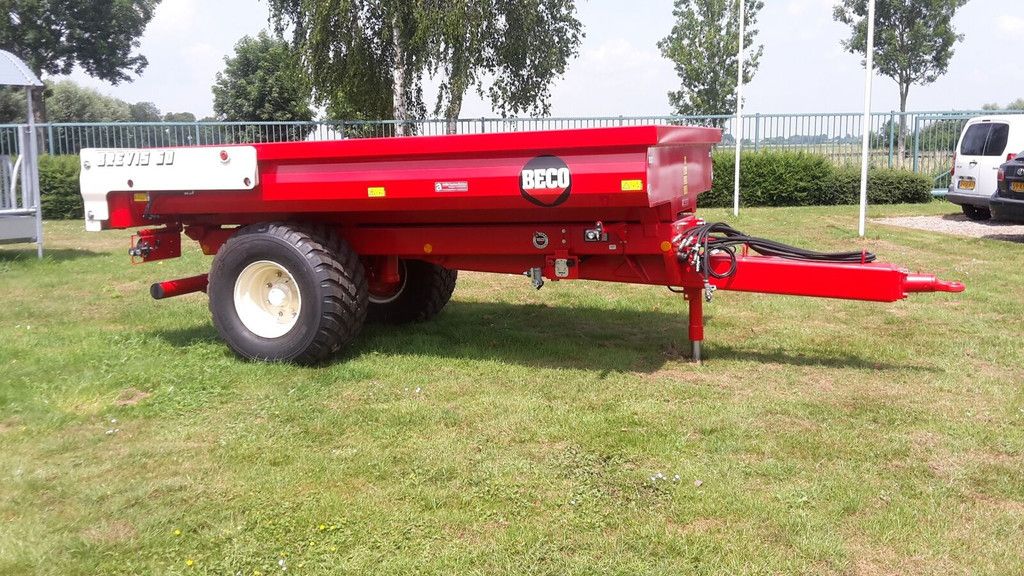 Beco brevis 60 tractor trailer