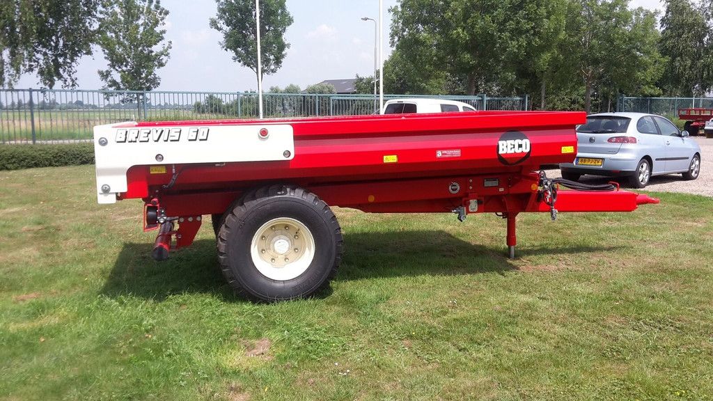 Beco brevis 60 tractor trailer