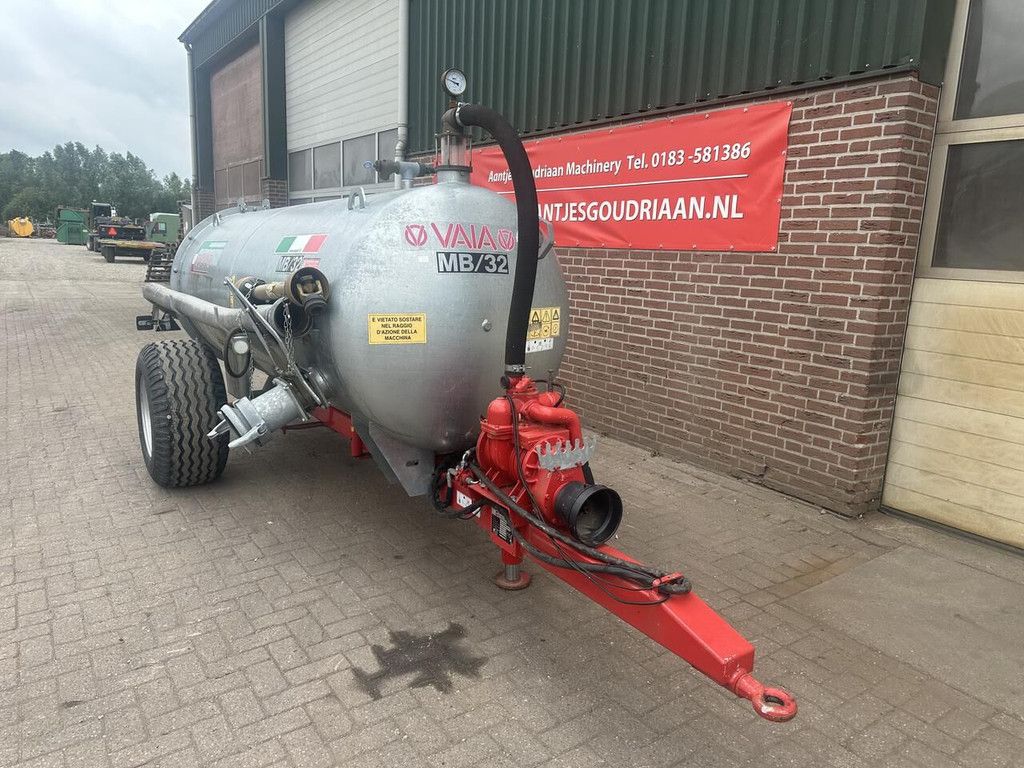 Waterwagen MB32 - Gebruikt liquid manure spreader