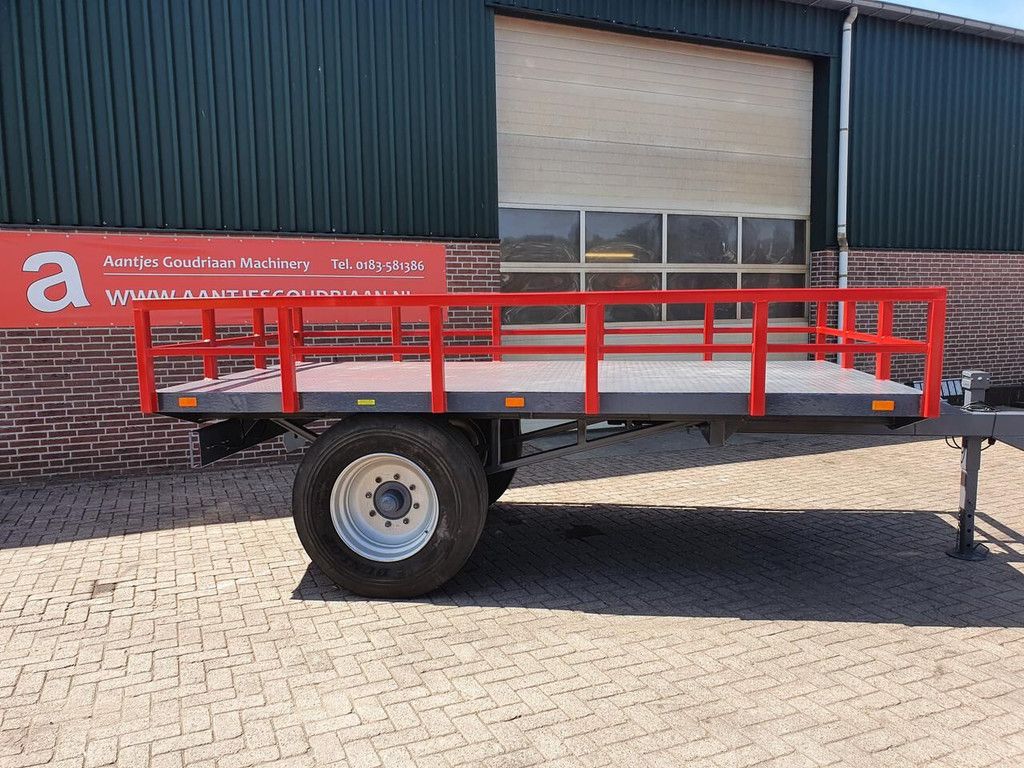 Bakkenwagen flatbed trailer