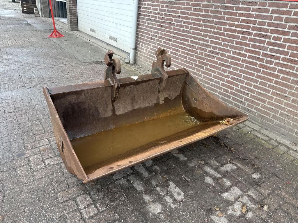 CW30 excavator bucket