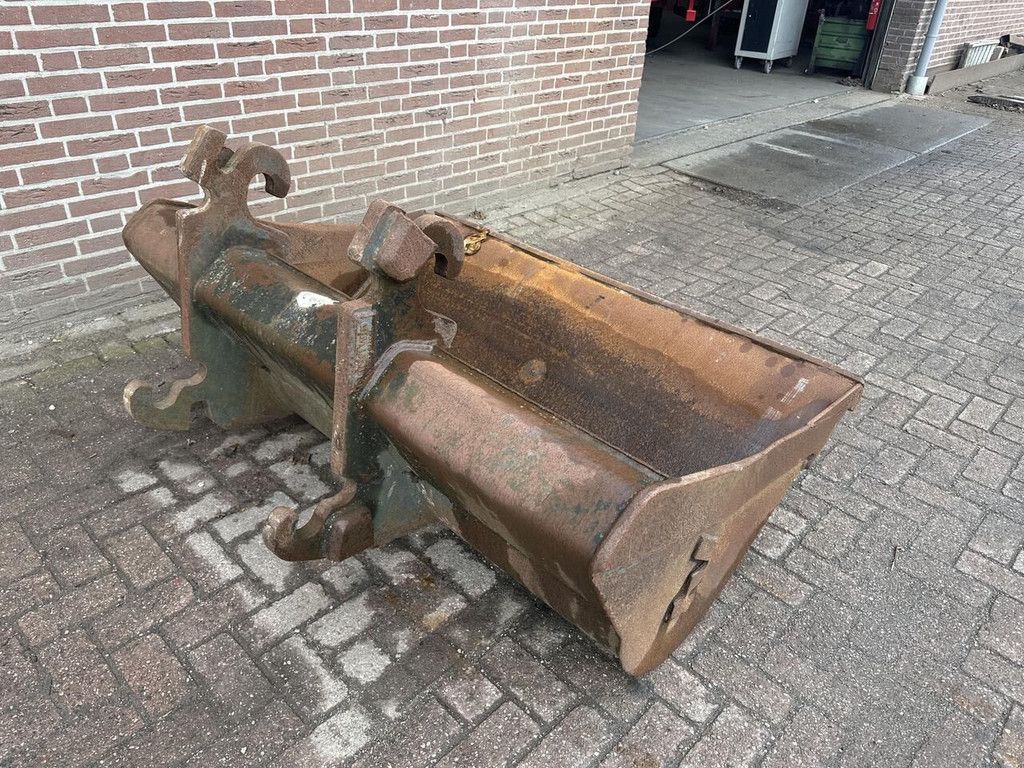 CW30 excavator bucket