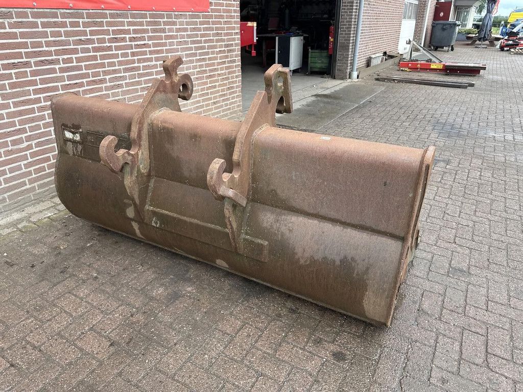 Slotenbak CW 40 - Gebruikt