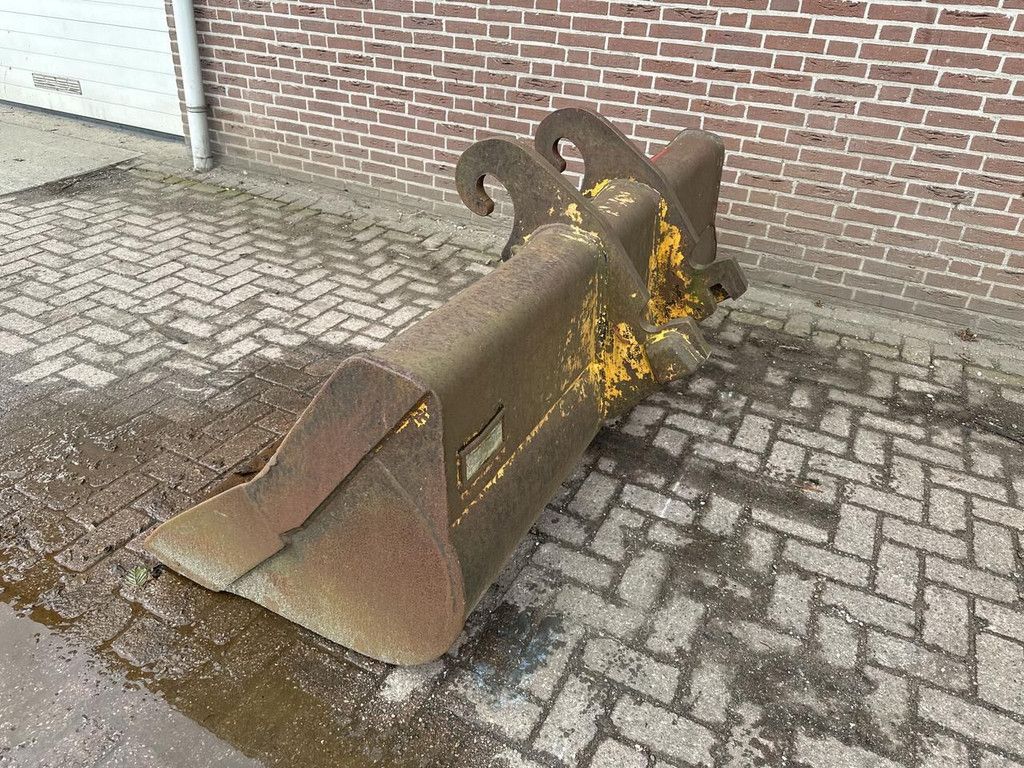 Slotenbak CW 30 - Gebruikt