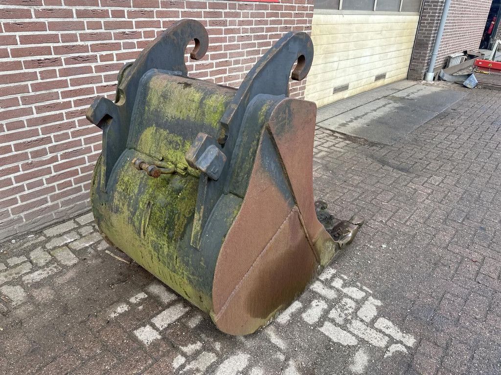 CW 40 excavator bucket
