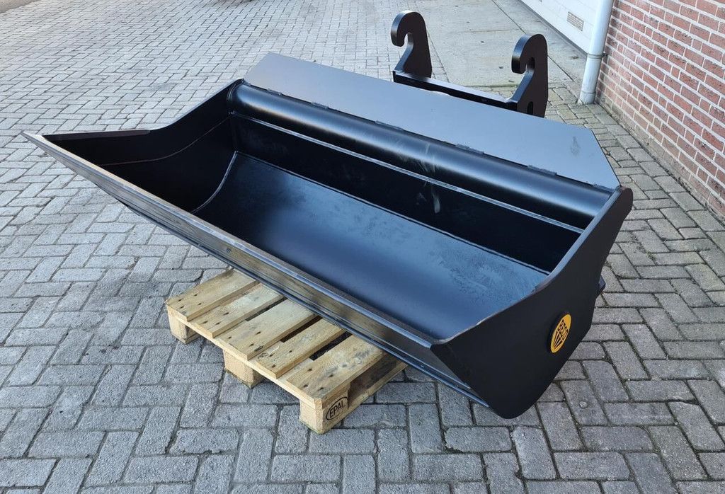 Beco kantelbak grading bucket