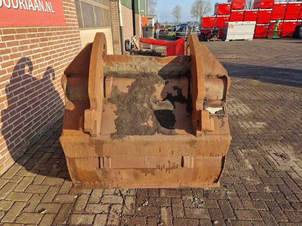 Verachterd dieplepel excavator bucket