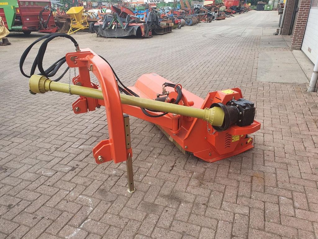 AGF 200 Verstekklepelmaaier