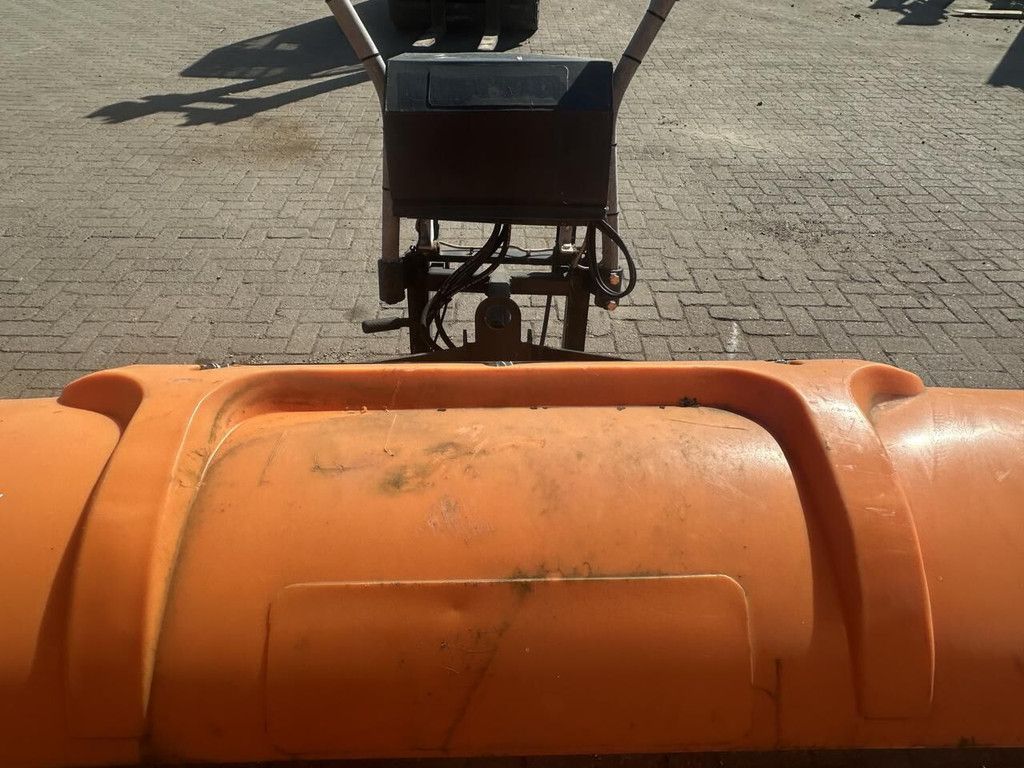 Sneeuwschuif - Gebruikt snow plough