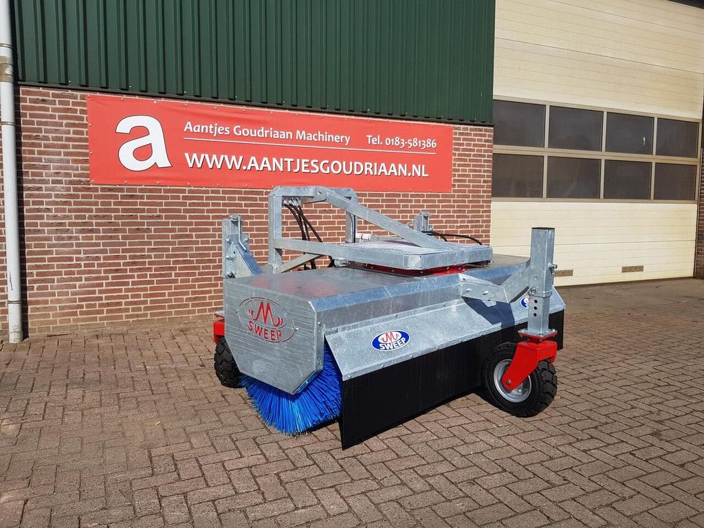 Veegmachine TV 800 front sweeper brush