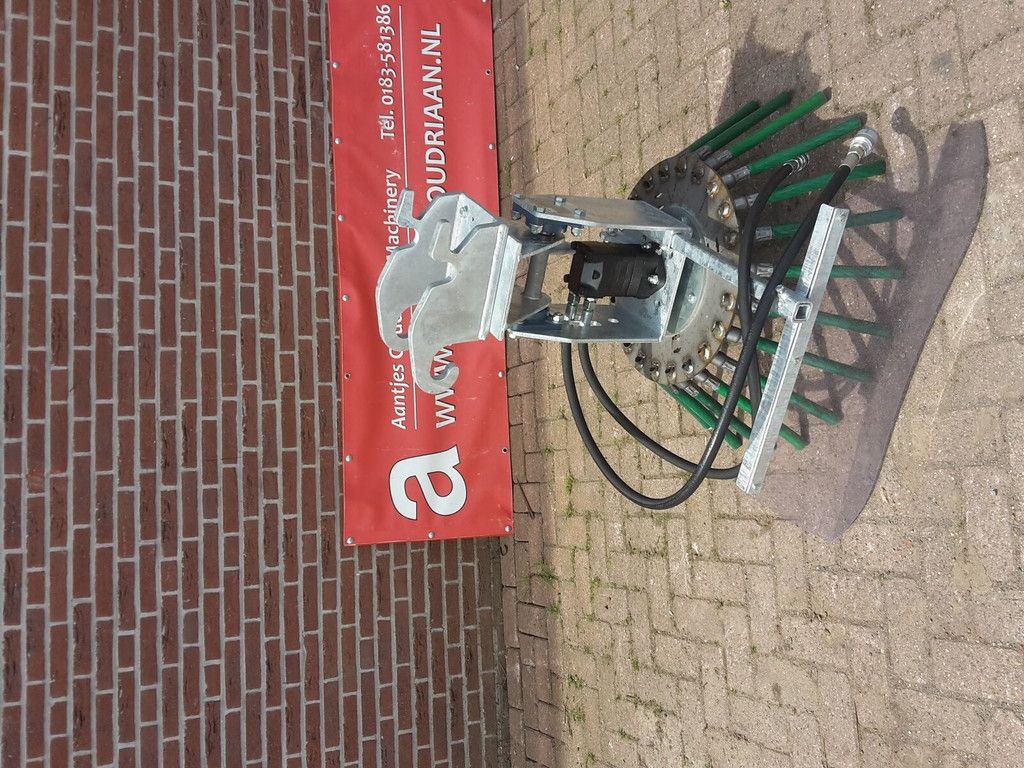 Onkruidborstel sweeper brush