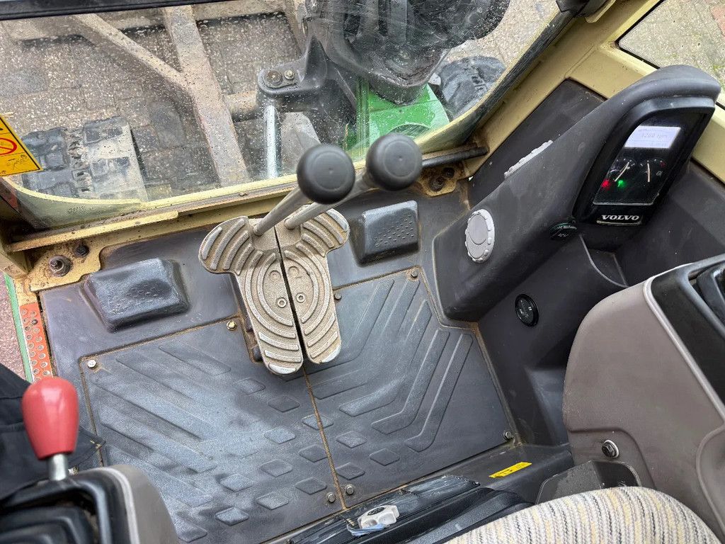 Volvo EC35D 3buckets