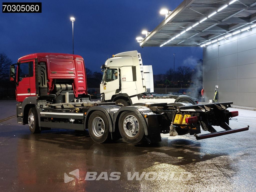 MAN TGS TGS 26.320 6X2 ADR BDF Lift+Steering Axle Automatic Euro 6