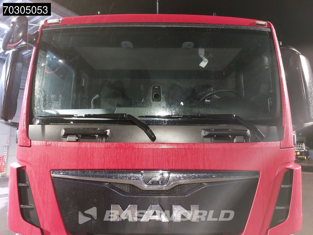 MAN TGS TGS 26.320 6X2 BDF Lift+Steering Axle Automatic ADR Euro 6