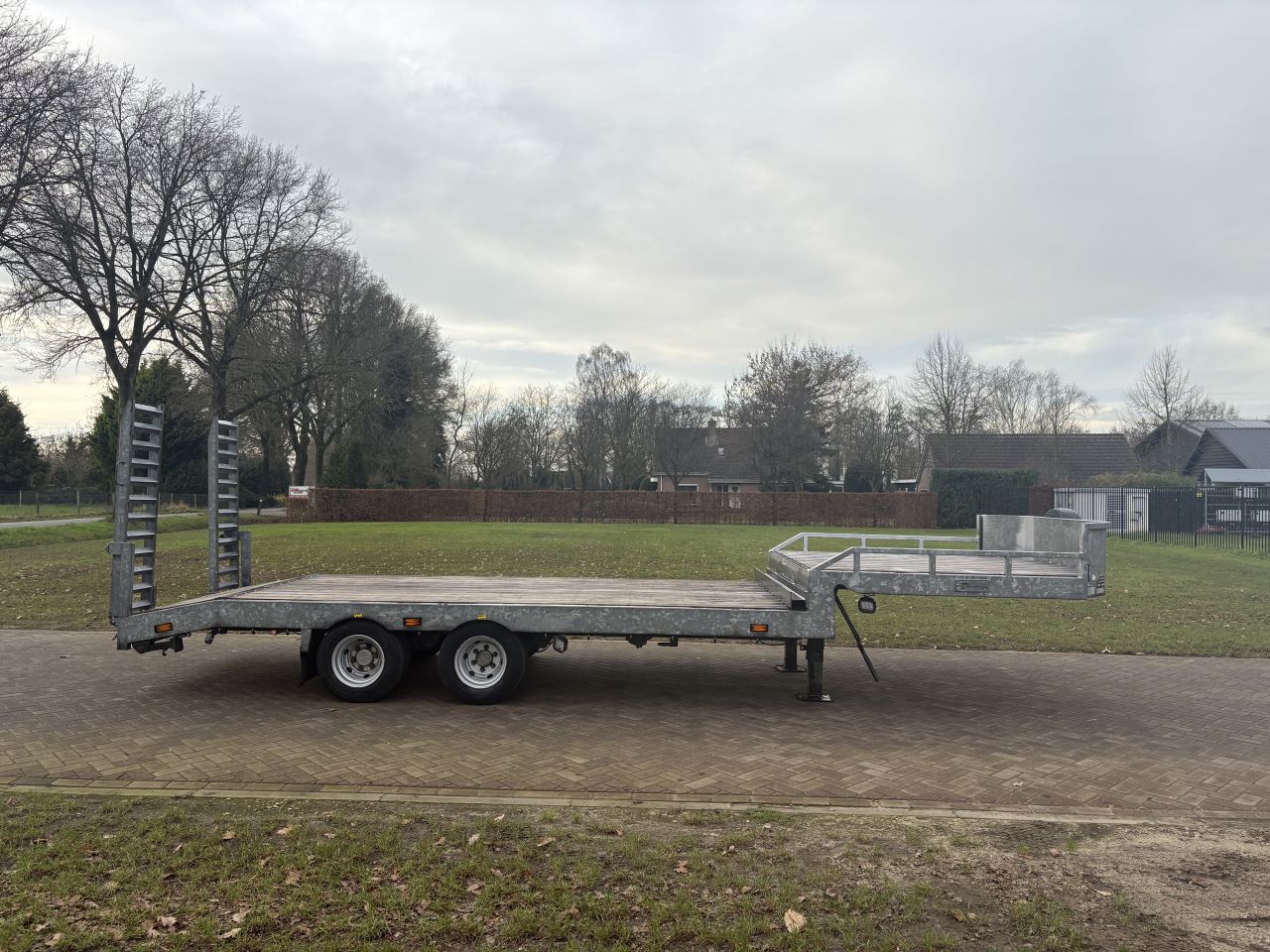 Be oplegger semi dieplader 8 ton Veldhuizen