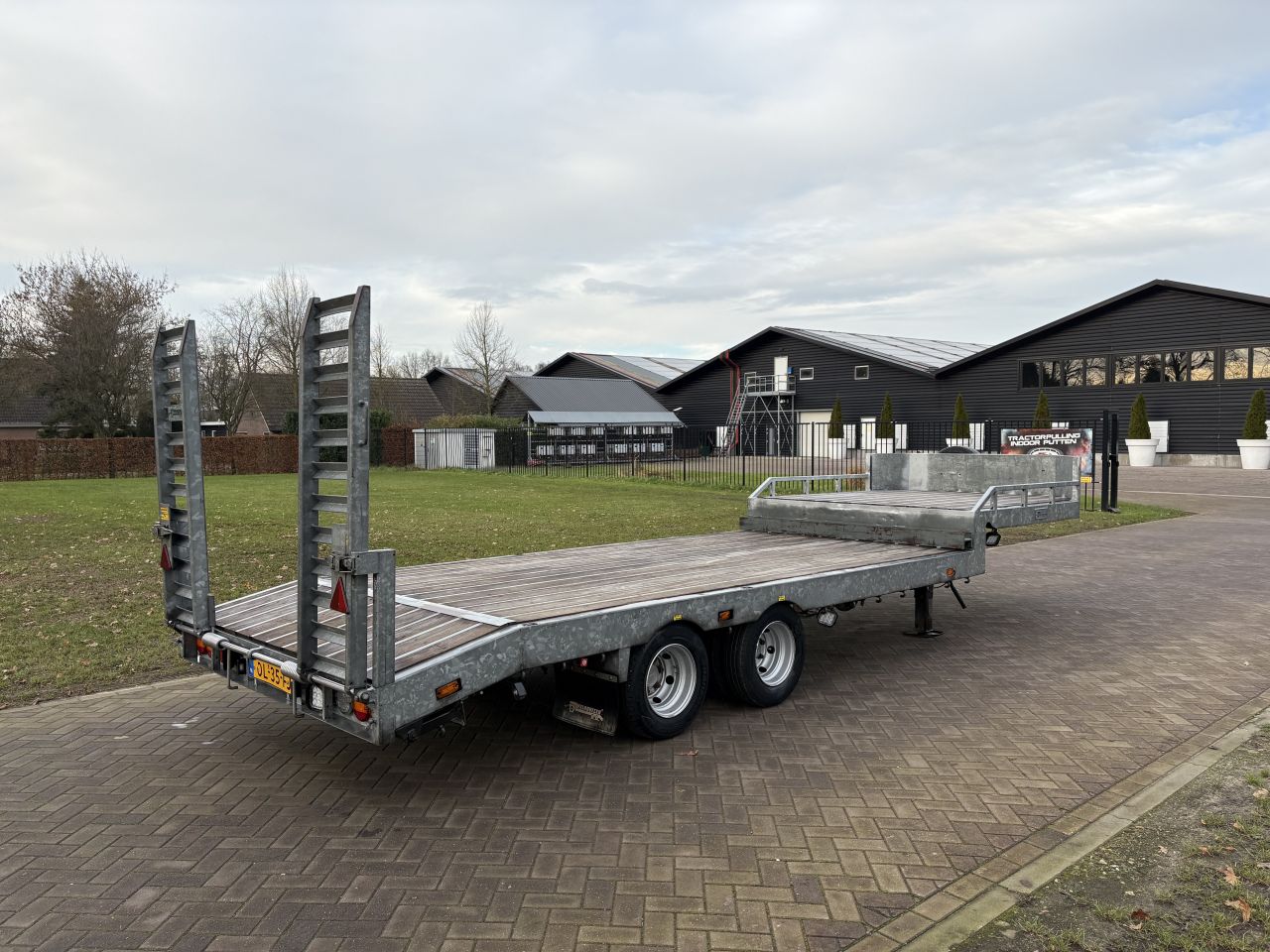 Be oplegger semi dieplader 8 ton Veldhuizen