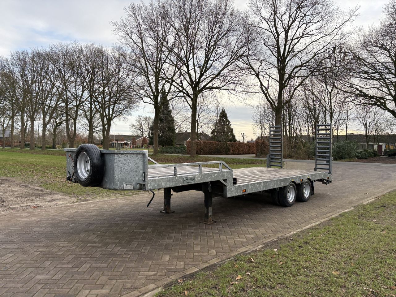 Be oplegger semi dieplader 8 ton Veldhuizen