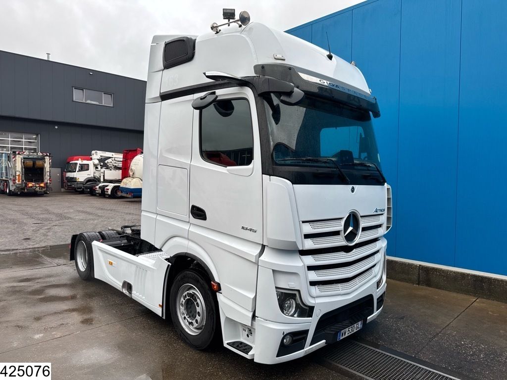Mercedes Actros 1845 EURO 6, Retarder, PTO, Gigaspace, Lowdeck