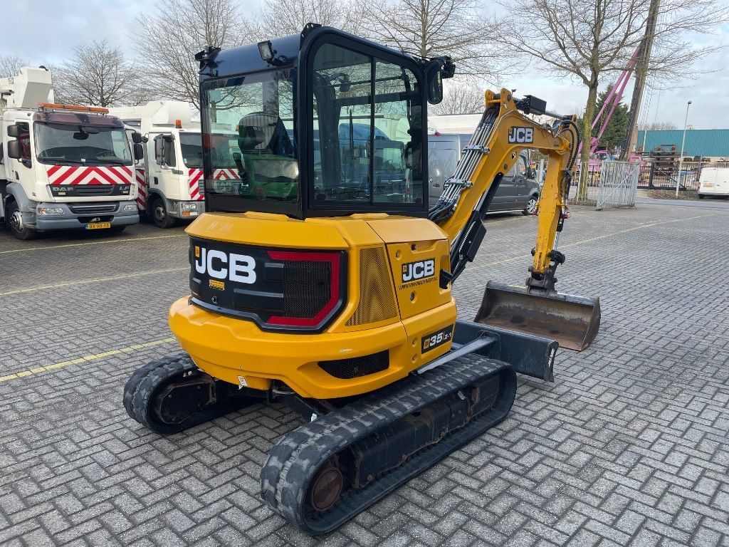 JCB 35Z-1
