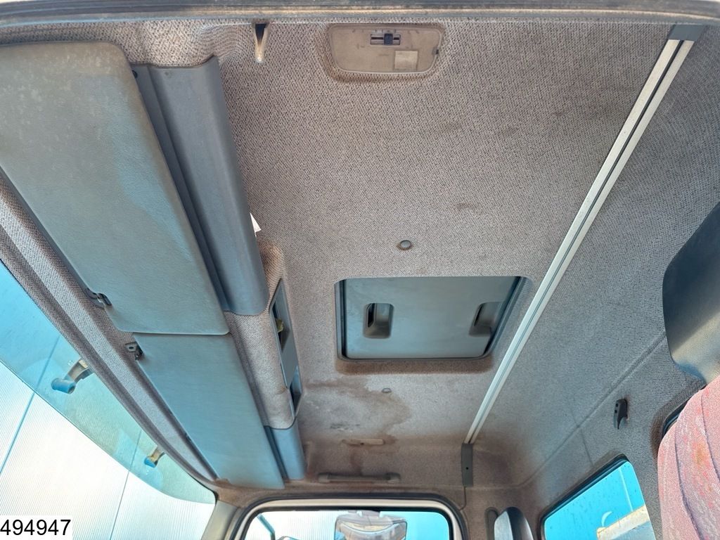 Mercedes Atego 1828 Marrel, Manual transmission, Steel suspension