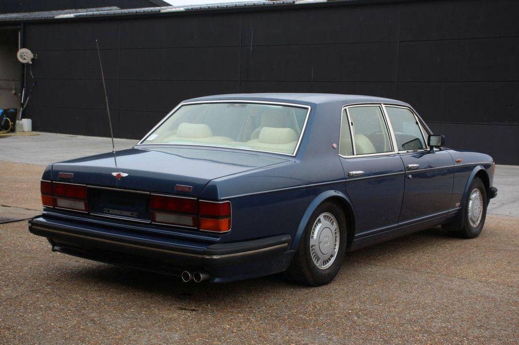 Passenger car Bentley Turbo R Petrol 1991 (Margin)