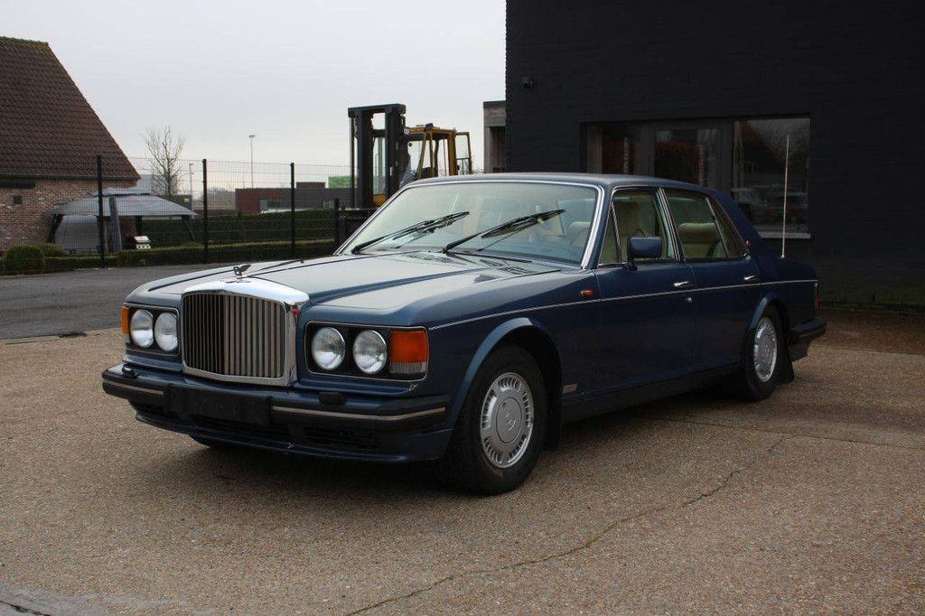Passenger car Bentley Turbo R Petrol 1991 (Margin)