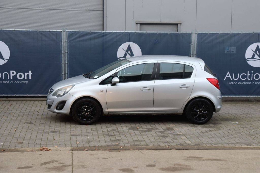 Pkw Opel Corsa Benzin