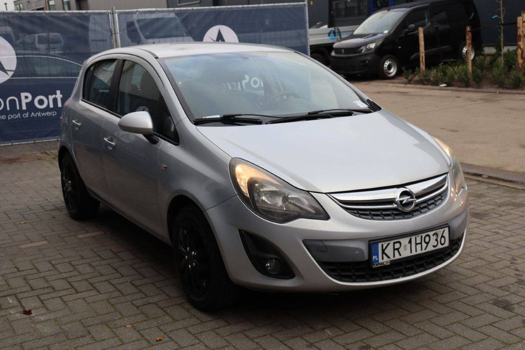 Pkw Opel Corsa Benzin