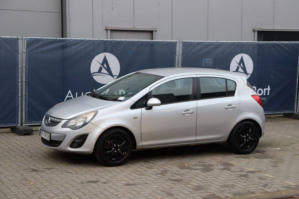 Pkw Opel Corsa Benzin