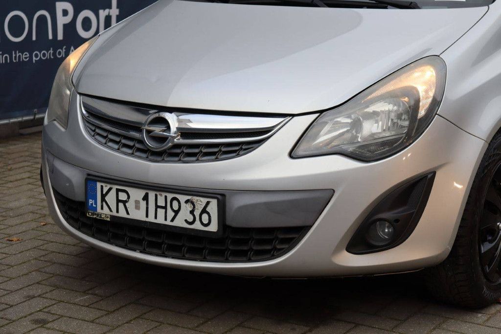 Pkw Opel Corsa Benzin