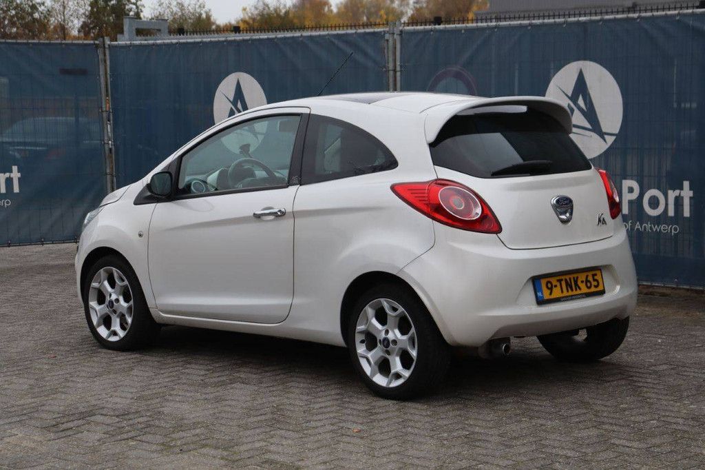 Personenauto Ford KA Benzine 2014 (Marge)