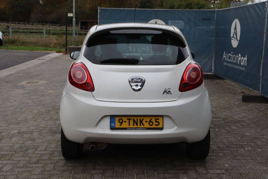 Personenauto Ford KA Benzine 2014 (Marge)