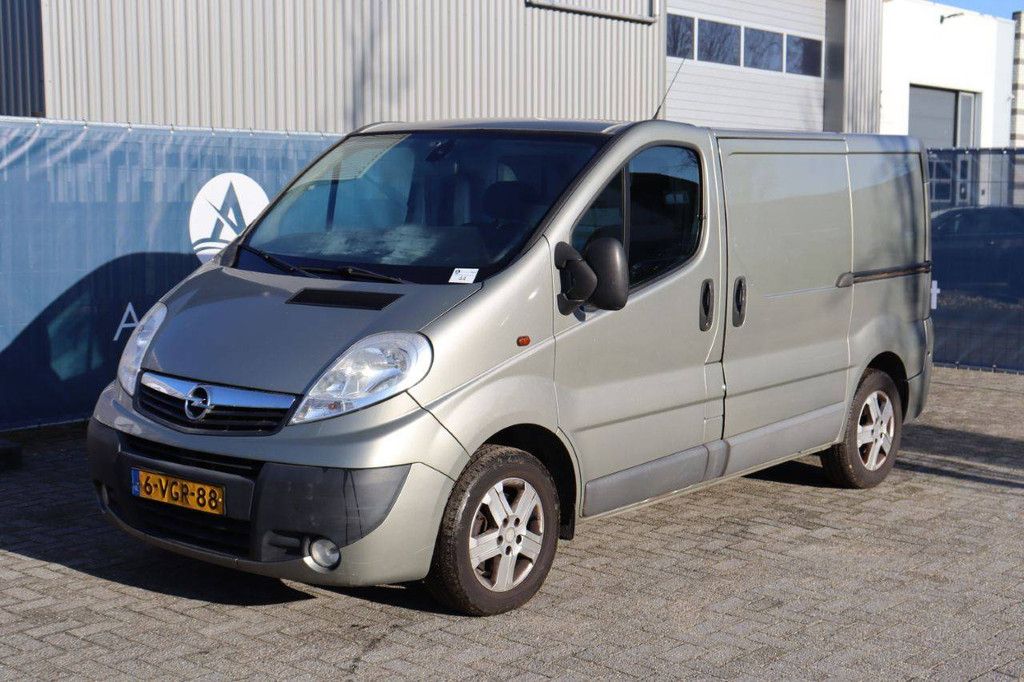 Bestelwagen Opel VIVARO-2 2.0CDTI/66KW-E4 2.7T L1H1 Diesel 2010 (Marge)
