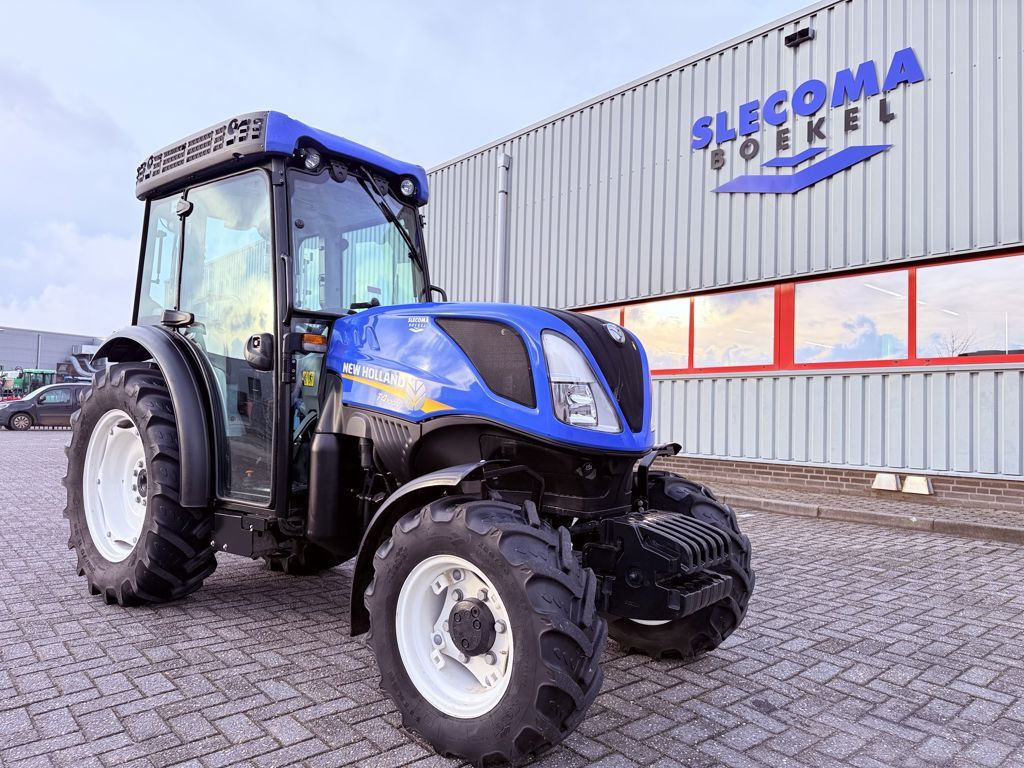 New Holland T4.100N BlueCab4 Supersteer