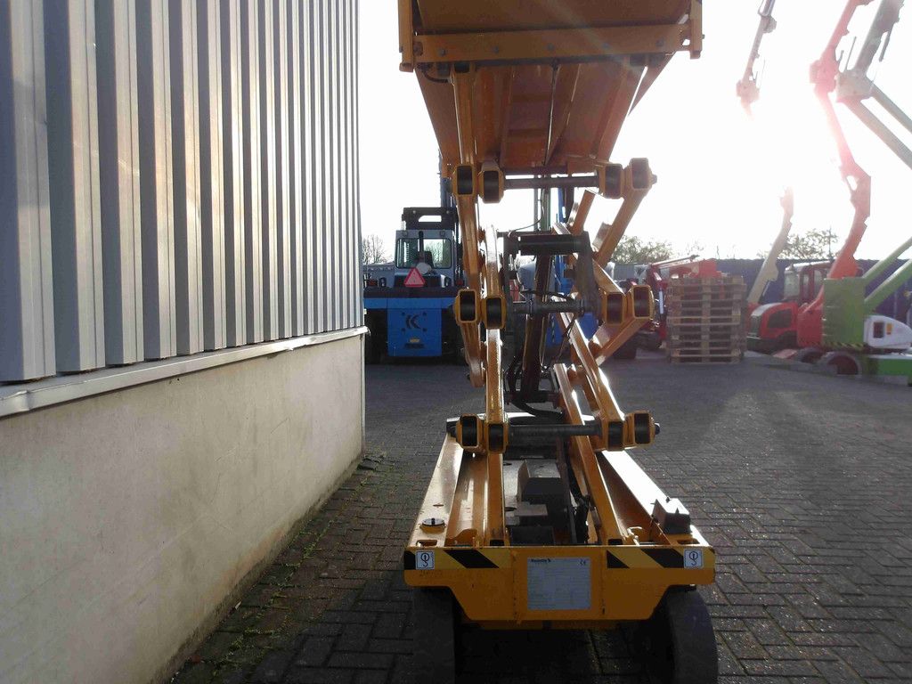 Scherenarbeitsbühne Haulotte Optimum 8AC 7,77 m elektrisch 2015